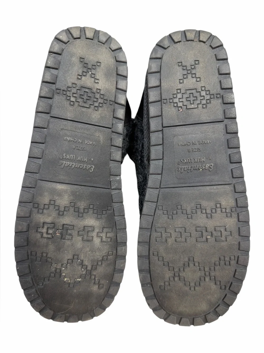 Muk Luks essentials by